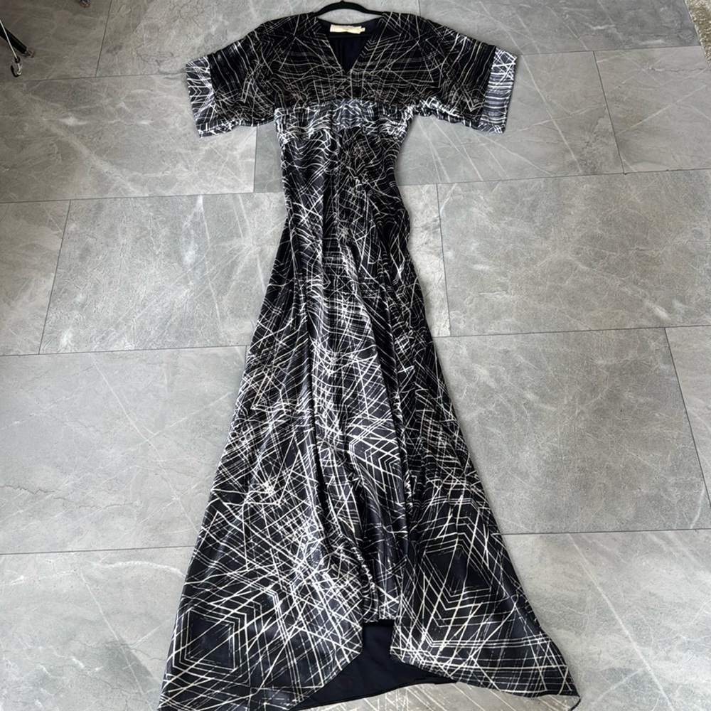Carlos Miele Silk Gown - Picture 2 of 14